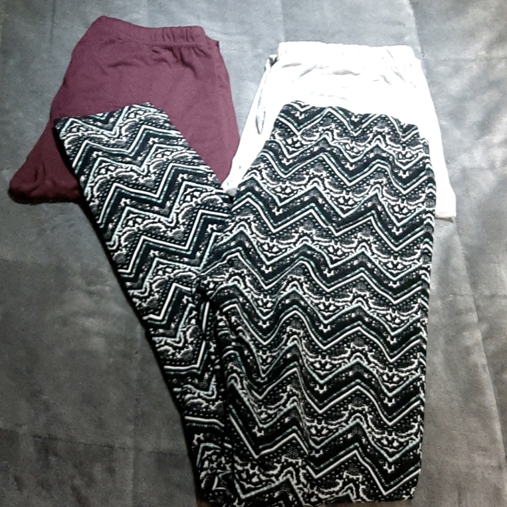 Set of three butter soft leggings